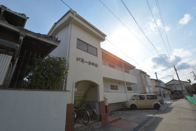 建物外観　TVモニター付きインターホンで安心♪