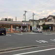 コンビニ　セブンイレブン 練馬大泉学園小前店（コンビニ）まで290m