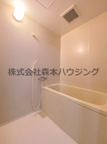 バス・シャワールーム　お風呂で日々の疲れを落としましょう