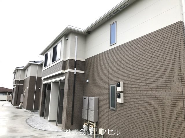 建物外観　JR八高線・小宮駅までなんと徒歩5分