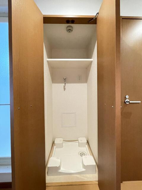 玄関　同タイプ参考写真