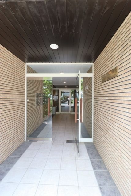 エントランス　★お問い合わせはタウンハウジングまで★