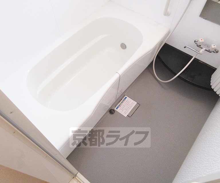バス・シャワールーム　ゆったりしてます！