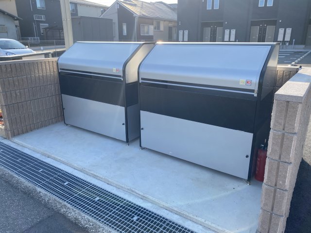 その他　ゴミ捨て場（その他）まで50m