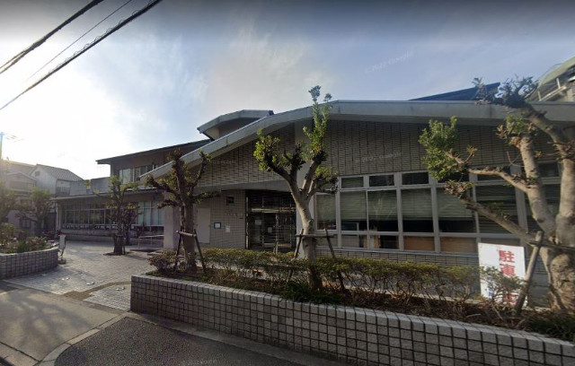 図書館　大阪市立天王寺図書館（図書館）まで2464m