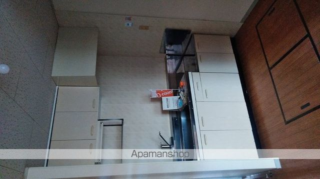 京阪交野線 星ケ丘駅 徒歩15分 2階建 築35年のキッチン写真