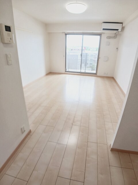 レガーミ泉中央の居間写真