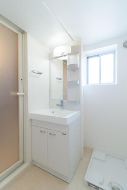 洗面設備　写真は同タイプ住居です