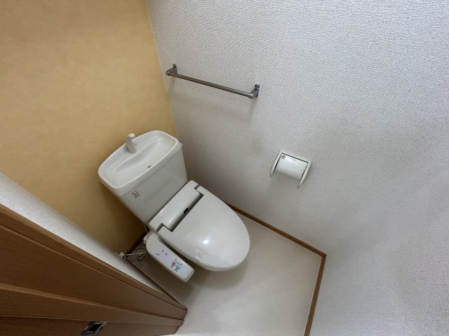 トイレ　シンプルで使いやすいトイレです