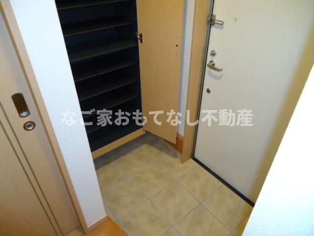 玄関　同型物件