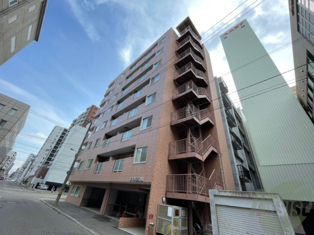建物外観　札幌市中央区北二条東「ＧＹＭ壱番館」