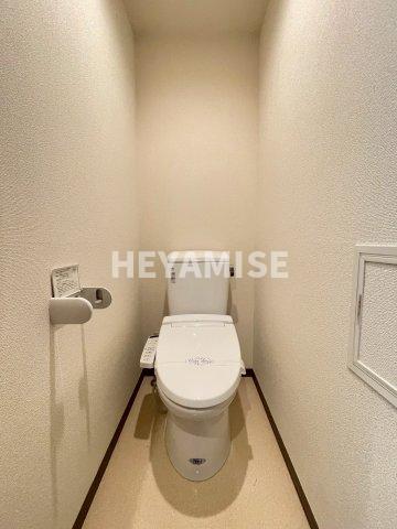 トイレ　※別号室のお部屋写真です。現況優先とします。