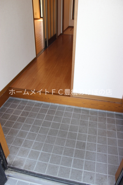 名鉄豊川線 八幡駅 徒歩19分 2階建 築26年の玄関写真