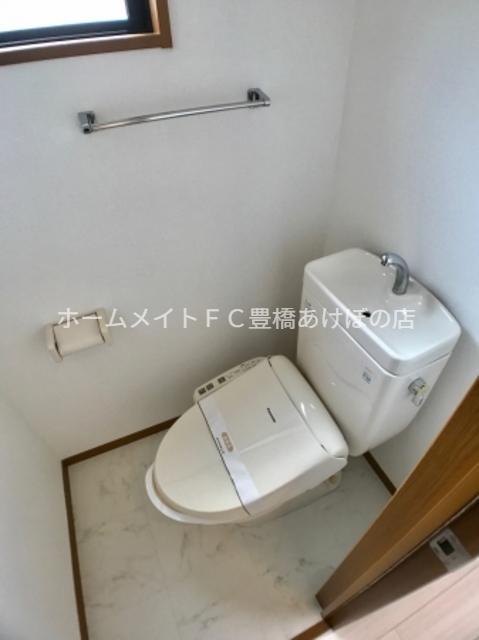 名鉄豊川線 八幡駅 徒歩19分 2階建 築26年のトイレ写真