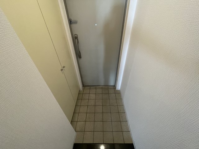 アリュレ御幣島の玄関写真