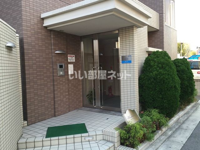 地下鉄御堂筋線 なかもず駅 徒歩3分 8階建 築18年の外観写真