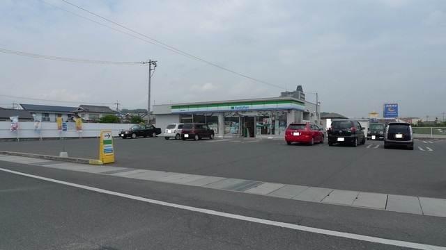 スーパー　ニシナフードバスケット市役所北店（スーパー）まで944m