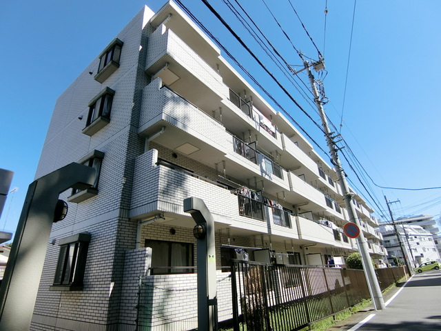 建物外観　人気の最上階！