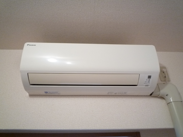 その他設備　エアコン１基