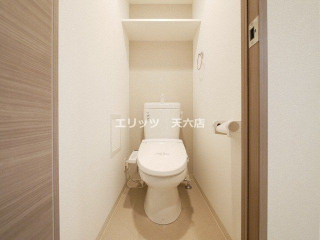 ララプレイス新大阪シエスタのトイレ写真