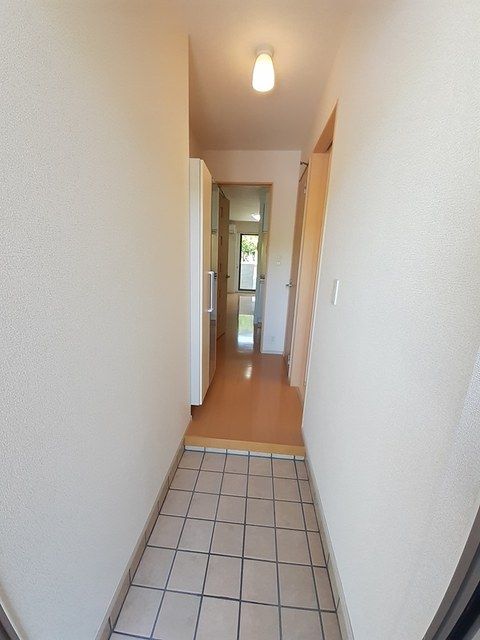 ホームズ ファミーユの玄関写真