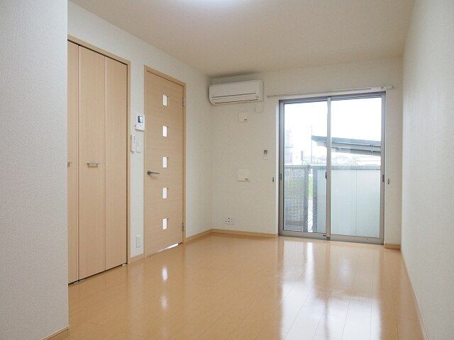 アンタレスの居間写真
