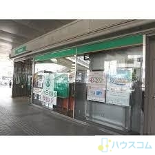 銀行　りそな銀行 千里丘支店（銀行）まで81m