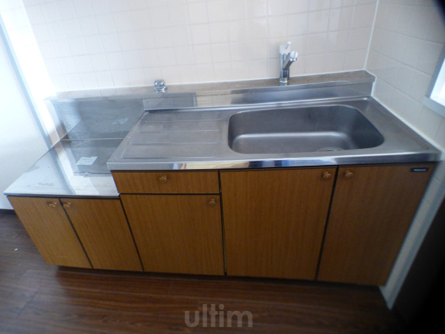 キッチン　※同タイプの他のお部屋です
