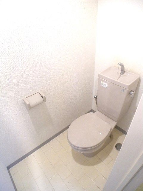 F-CUBE altisのトイレ写真