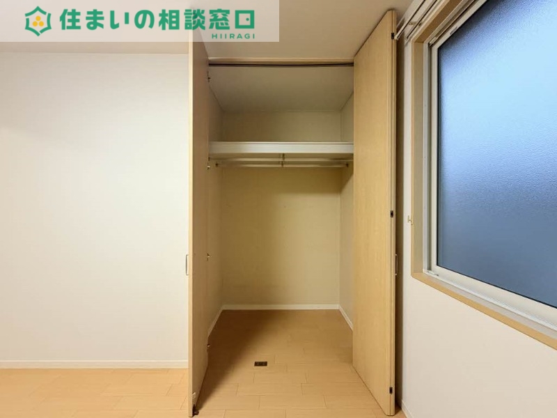 収納　同型