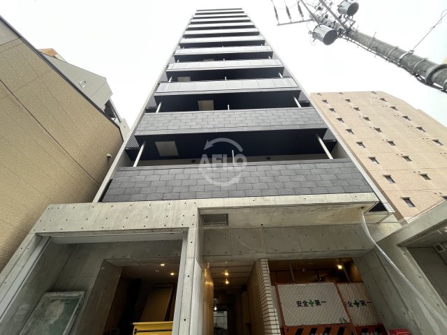 シーズンフラッツ大手前の外観写真