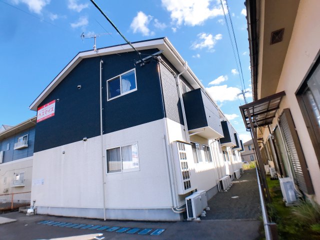 建物外観　帖佐駅まで徒歩12、人気の駅近