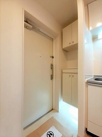 玄関　（別タイプ参考写真）イル・コンソラ レ　北区昭和町1