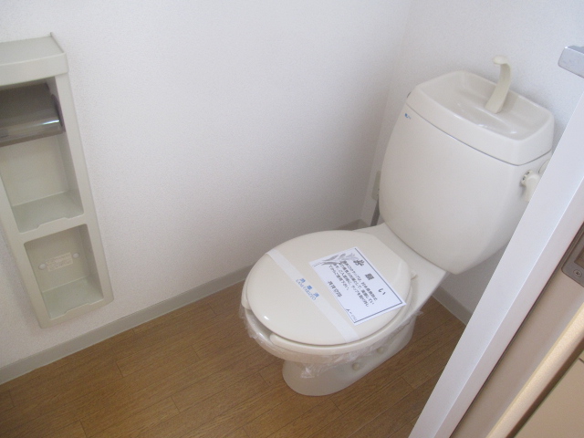 トイレ　同型タイプ