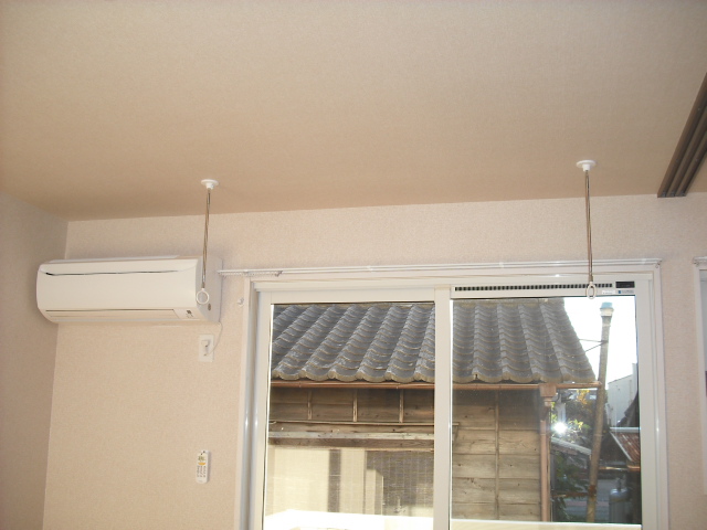 その他設備　雨の日にご利用してください！室内物干しです