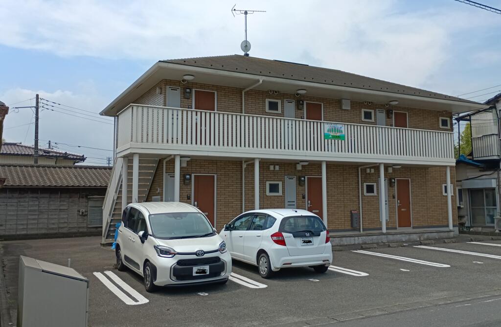 建物外観　目を引くステキな外観です！