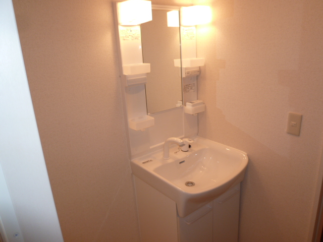 洗面設備　朝シャンできますぅ～