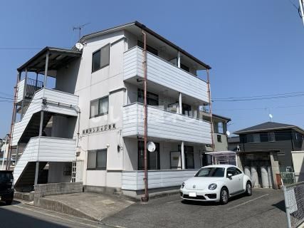 三原マリンテラスの建物外観