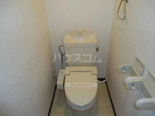 【愛西市大井町のマンションのトイレ】
