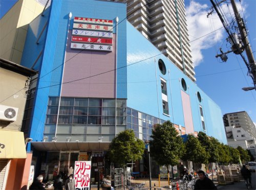 【大阪市北区紅梅町のマンションのショッピングセンター】