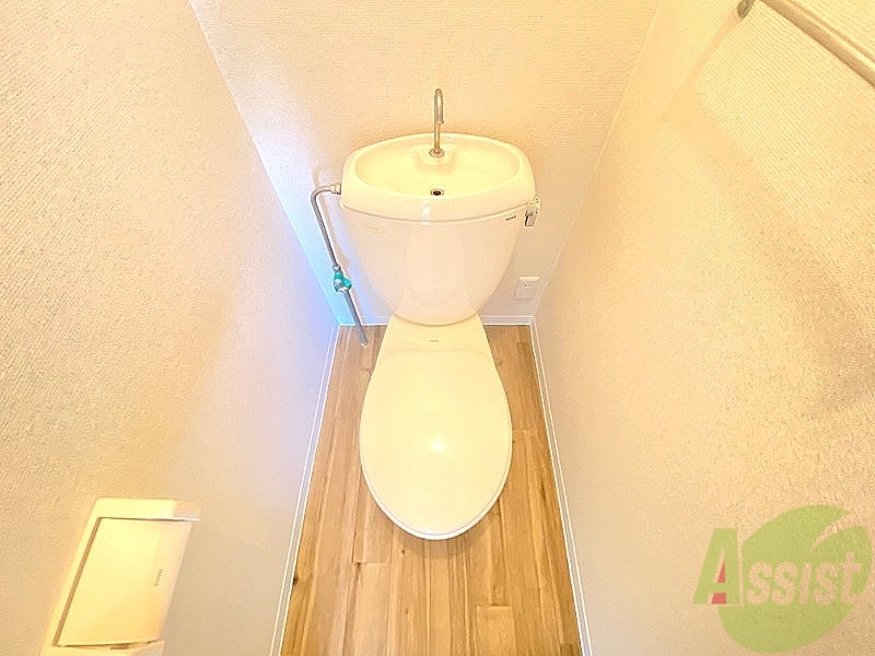 【神戸市垂水区五色山のアパートのトイレ】