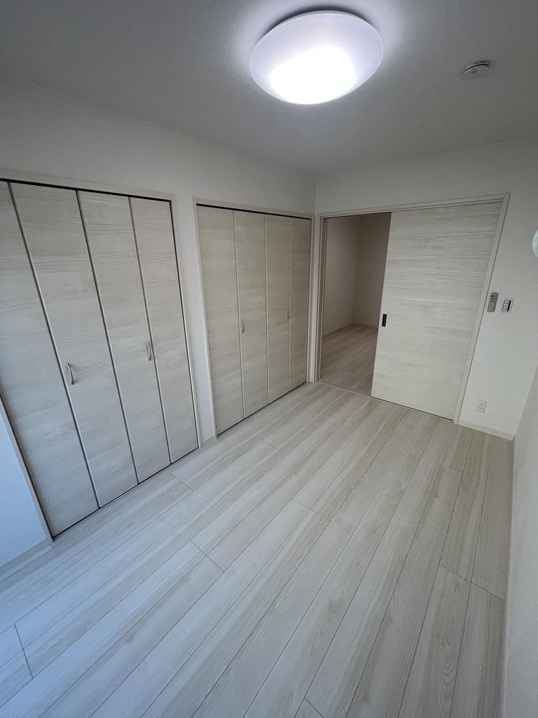 クレアール高砂1549番館の居間写真