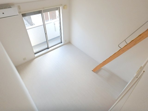 【APARTMENT yの居室・リビング】