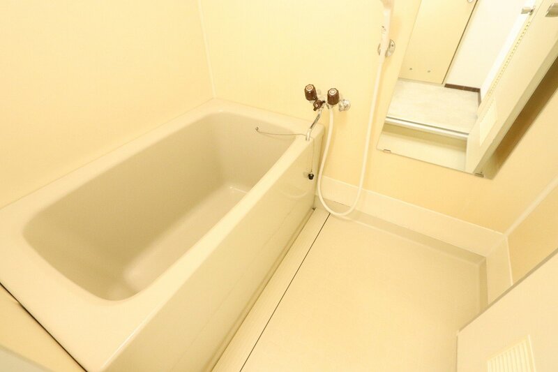 バス・シャワールーム　お風呂です