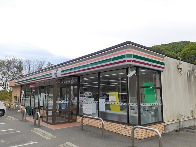 【岡山市北区足守のアパートのコンビニ】