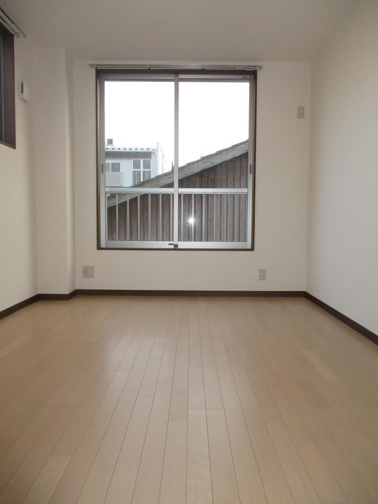 居室・リビング　オール電化・独立洗面・ネット無料・２０２５年１２月入居可