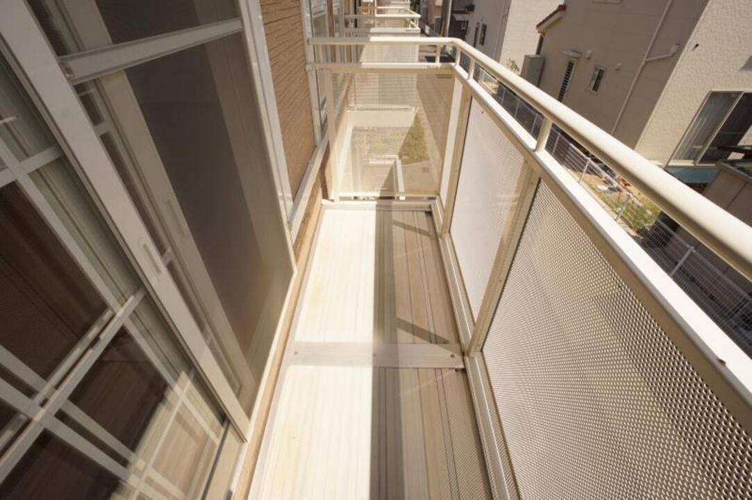 バルコニー　バルコニー