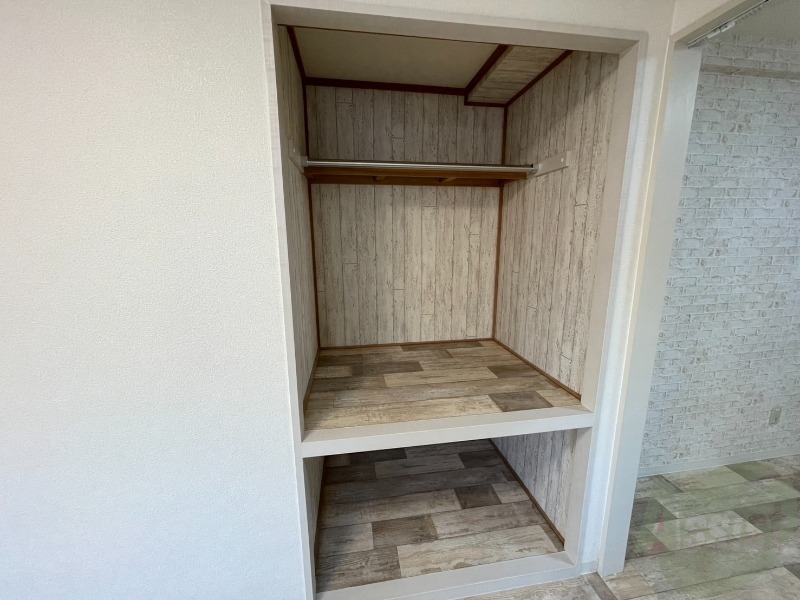 収納　洋室の収納です。部屋がすっきり片付きます。