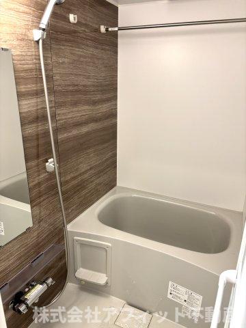 バス・シャワールーム　追い焚き機能付き