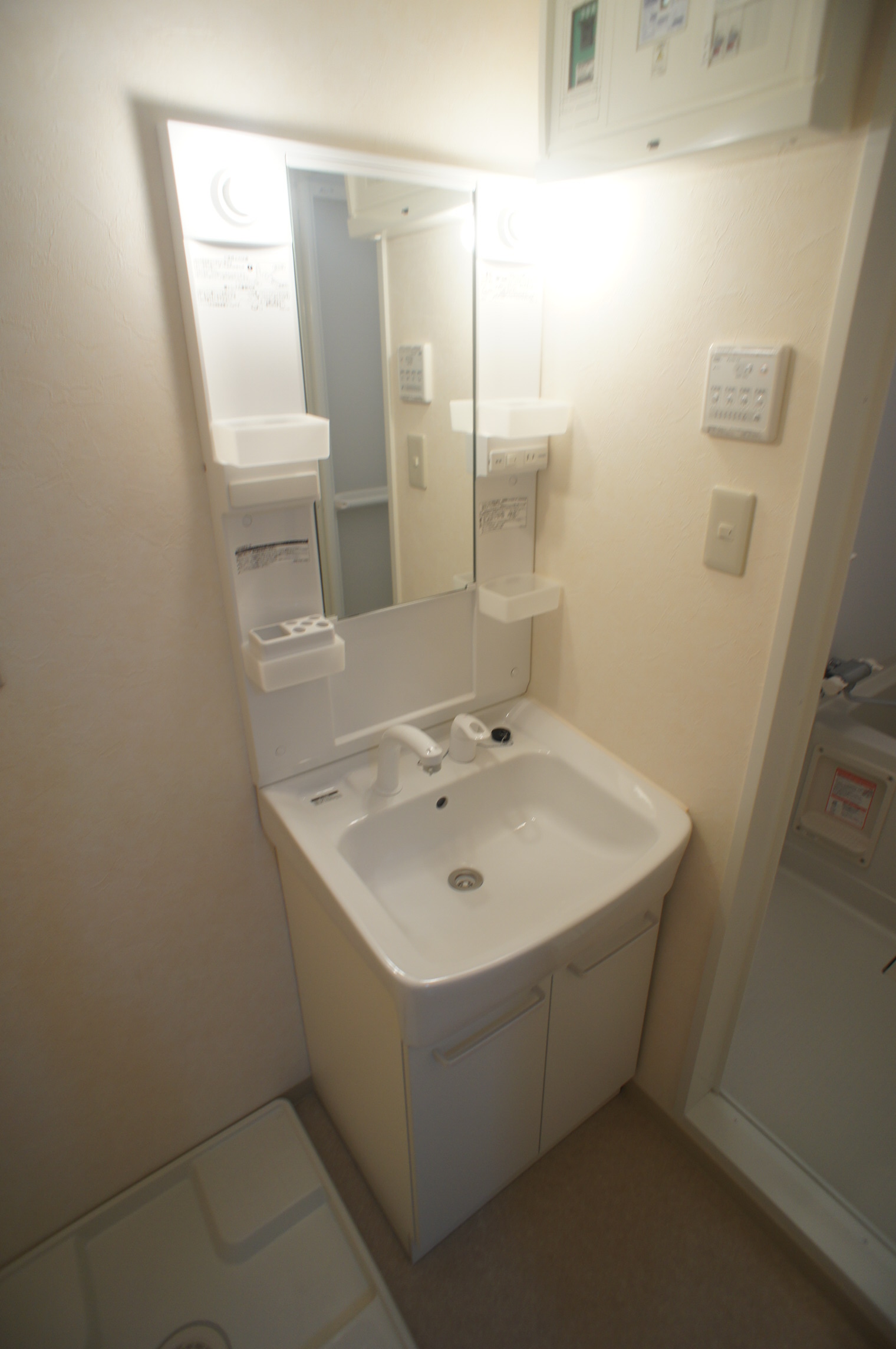 洗面設備　◇◆朝の身支度に便利なシャンプードレッサー◇◆